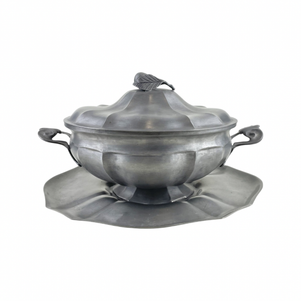 Duża cynowa waza z paterą